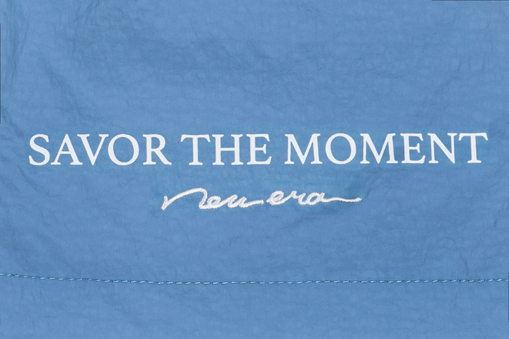 New Era กางเกง รุ่น New Era Savor the Moment - Sea Breeze Faded Blue Woven Shorts