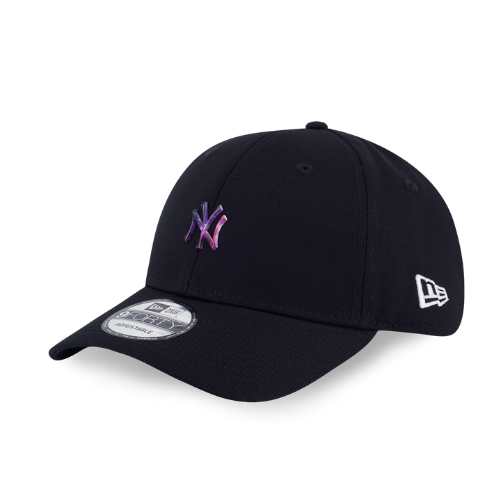 New Era หมวกรุ่น New York Yankees Comic Space - Metal Badge 9Forty Cap
