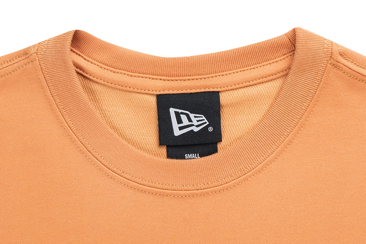 New Era เสื้อยืดแขนสั้นรุ่น New Era Fruit Deep Sand Brown Short Sleeve T-Shirt