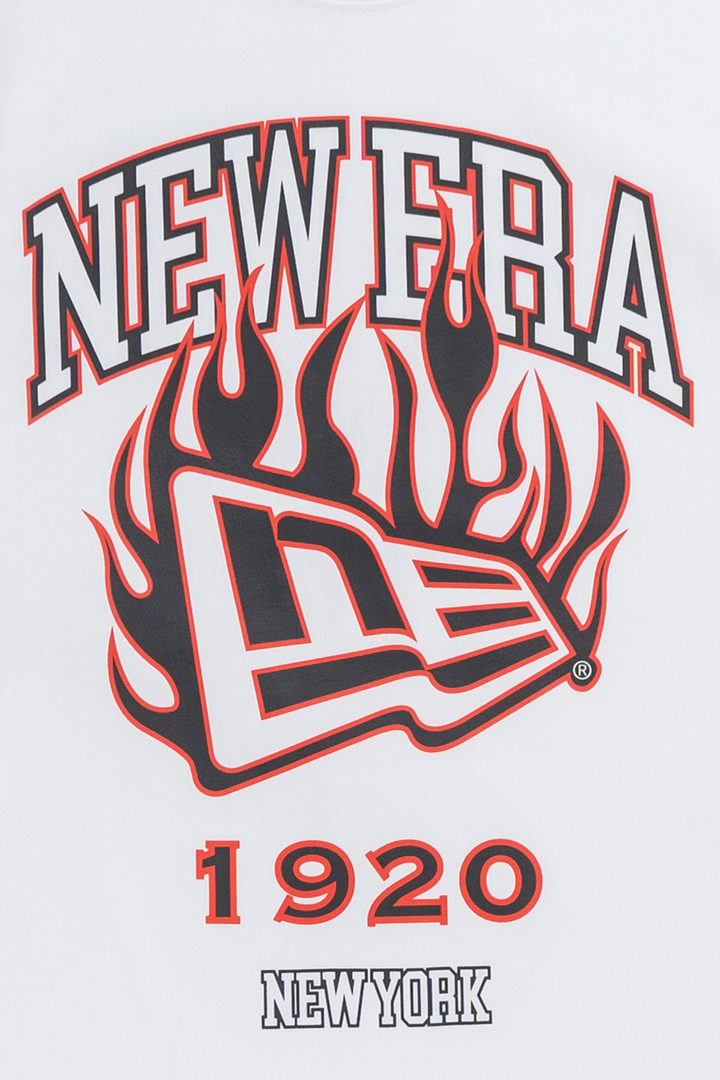 New Era เสื้อยืดแขนสั้นรุ่น New Era Flag Flame White Short Sleeve T-Shirt