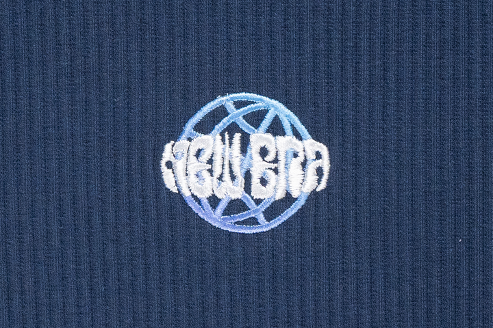 New Era เสื้อยืดแขนสั้นรุ่น New Era Street Swing Women Rib Tee