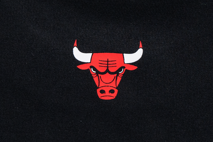 New Era เสื้อยืดแขนสั้นรุ่น Chicago Bulls Mix League Script Black Short Sleeve T-Shirt