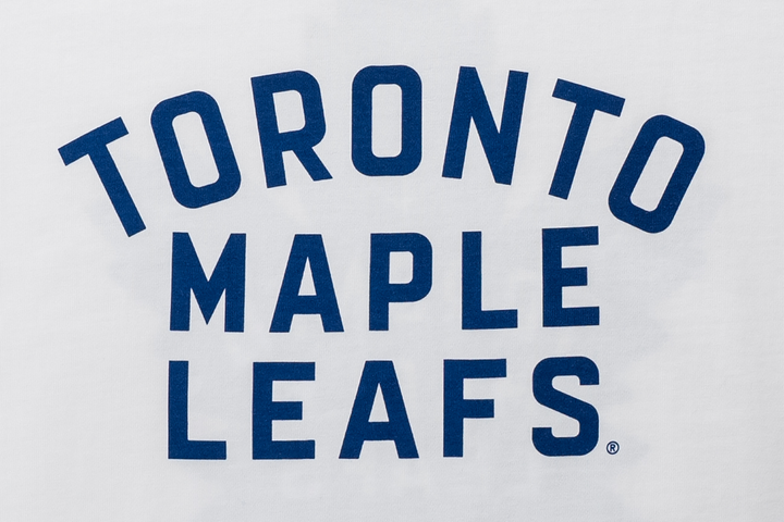 New Era เสื้อยืดแขนสั้นรุ่น Toronto Maple Leafs Nhl Team Logo White Oversized Short Sleeve T-Shirt