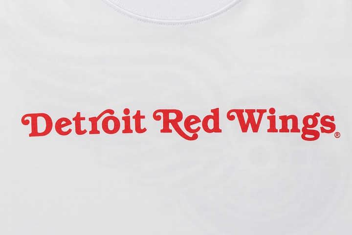 New Era เสื้อยืดแขนสั้นรุ่น Detroit Red Wings Nhl Team Logo White Oversized Short Sleeve T-Shirt