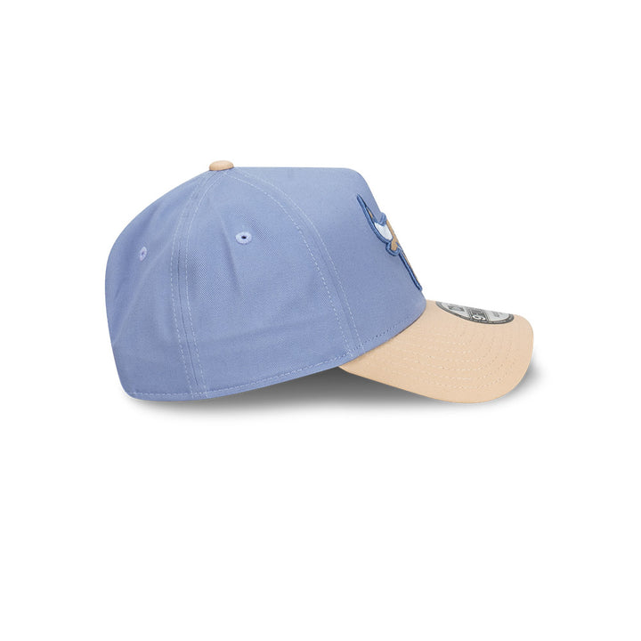 New Era หมวกรุ่น Chicago Bulls Blueberry Cream 2-Tone Oat Milk Visor Iris Flower 9Forty Af Cap