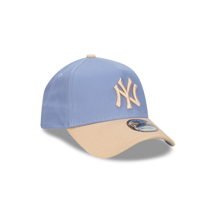 New Era หมวกรุ่น New York Yankees Blueberry Cream 2-Tone Oat Milk Visor Iris Flower 9Forty Af Cap