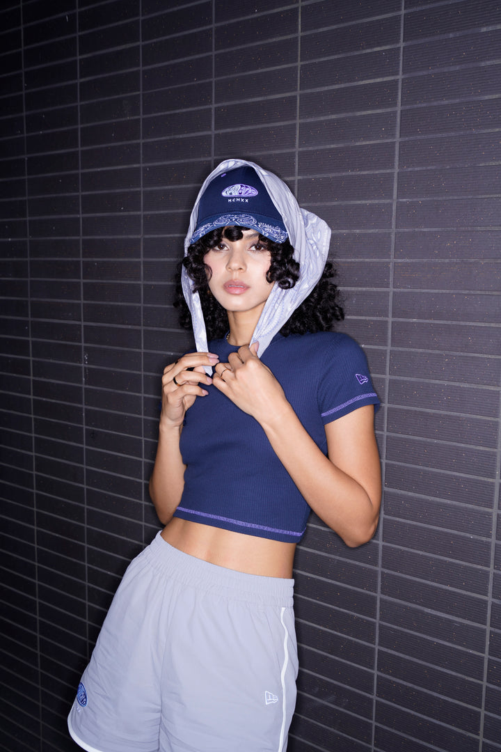 New Era เสื้อยืดแขนสั้นรุ่น New Era Street Swing Women Rib Tee