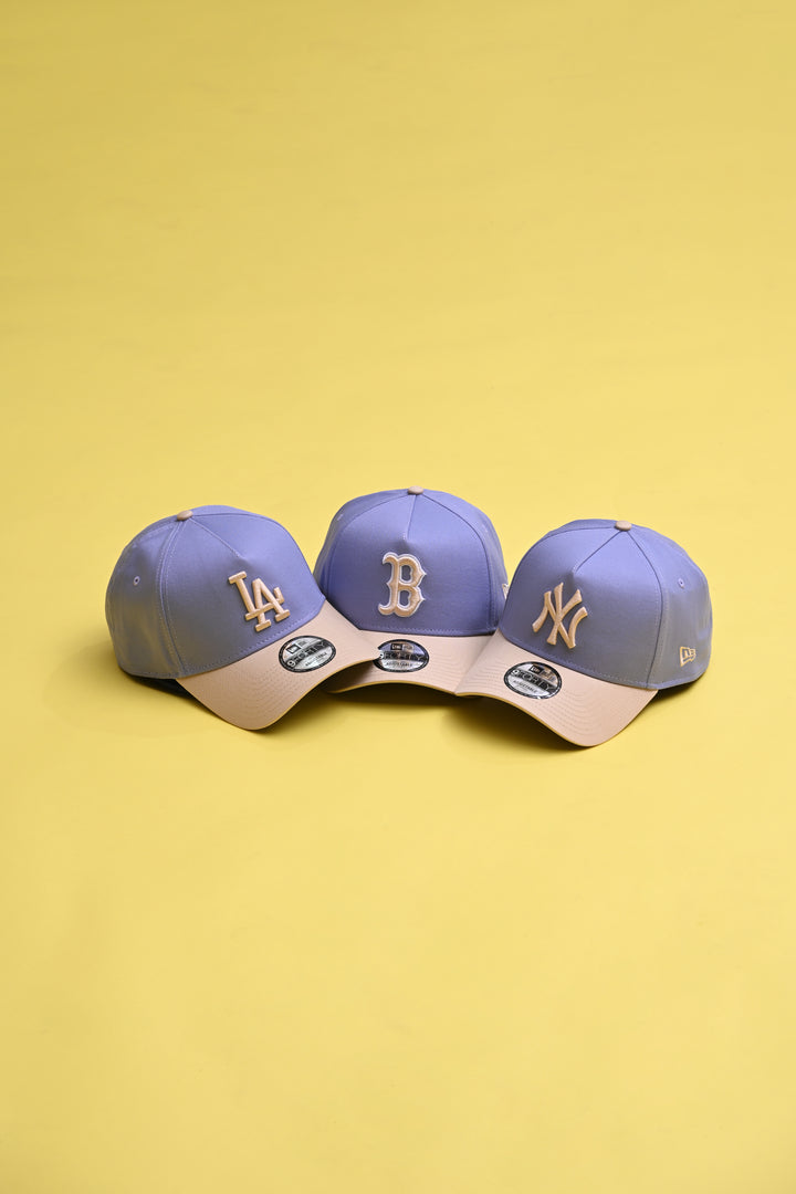 New Era หมวกรุ่น New York Yankees Blueberry Cream 2-Tone Oat Milk Visor Iris Flower 9Forty Af Cap