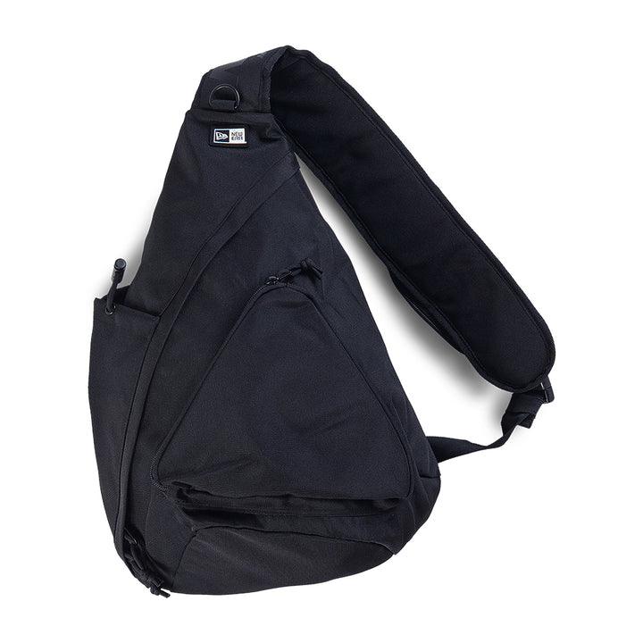 New Era กระเป๋ารุ่น NEW ERA URBAN CORE BLACK SLING BAG