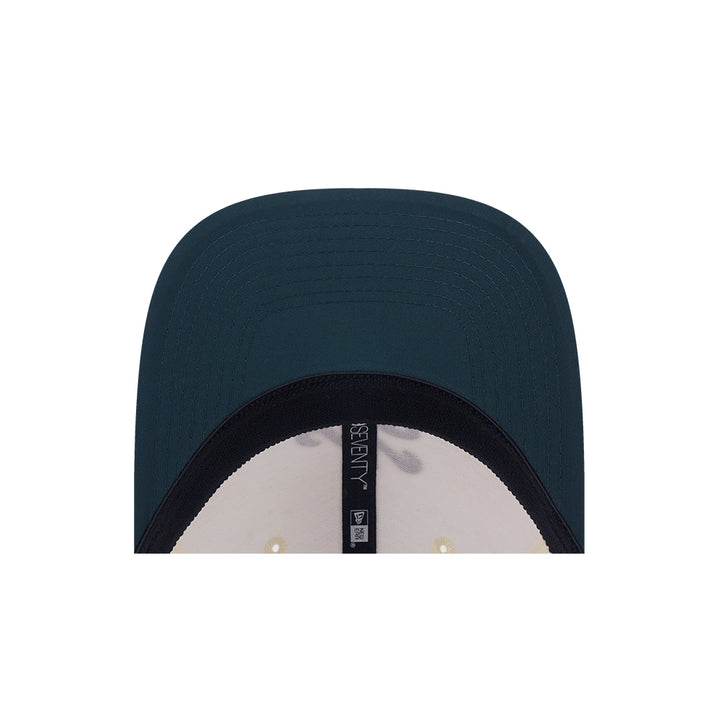 New Era หมวกรุ่น NEW ERA 9SEVENTY COLLECTION CHROME WHITE AND DARK GREEN 9SEVENTY STRETCH SNAP CAP