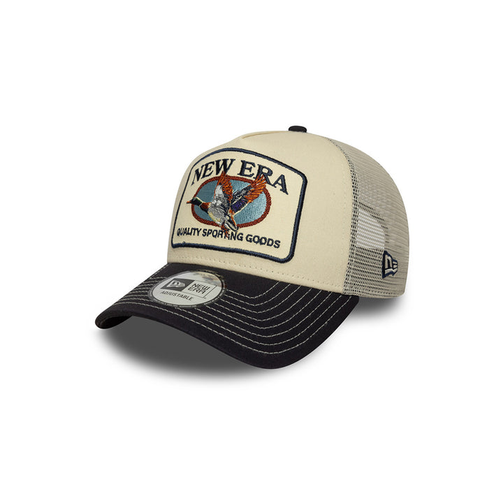 New Era หมวกรุ่น NEW ERA ANIMAL PATCH TRUCKER LIGHT CREAM 9FORTY A-FRAME TRUCKER CAP