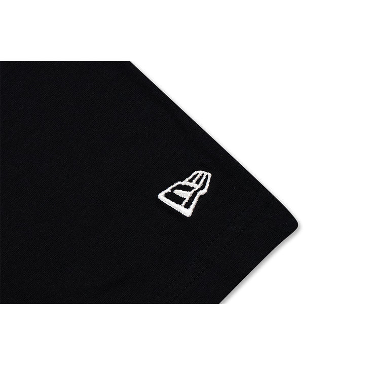 New Era เสื้อยืดแขนสั้นรุ่น LAS VEGAS RAIDERS ESSENTIAL BLACK SHORT SLEEVE TEE