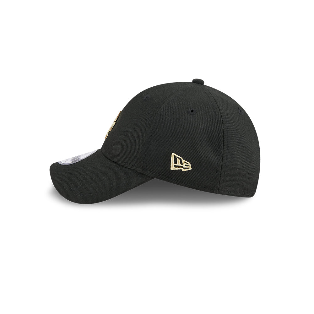 New Era หมวกรุ่น LOS ANGELES DODGERS METAL BADGE GOLD BLACK 9FORTY CAP