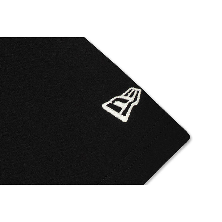 New Era เสื้อยืดแขนสั้นรุ่น Rick And Morty Neon Skull Black Oversized Short Sleeve T-Shirt