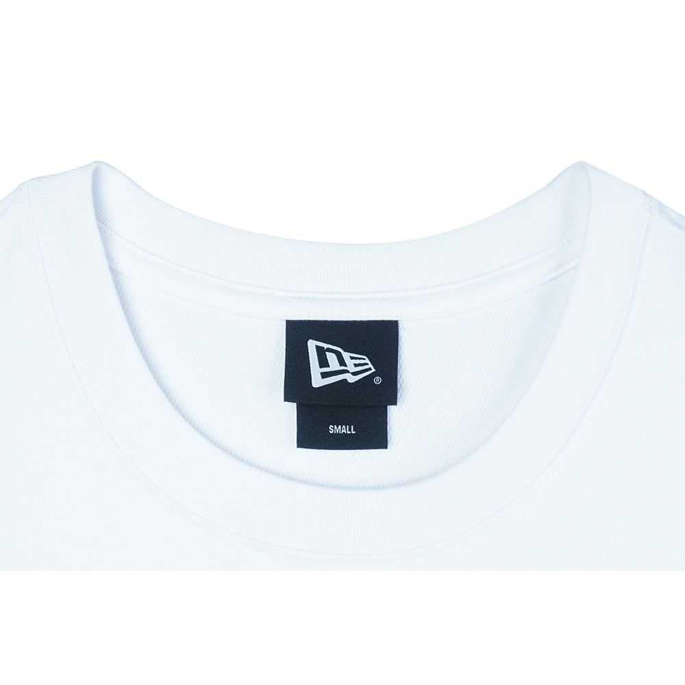New Era เสื้อยืดแขนสั้นรุ่น NEW YORK YANKEES GRAPHIC PACK CEWHITE (WHITE) OVERSIZED SHORT SLEEVE TEE APPAREL