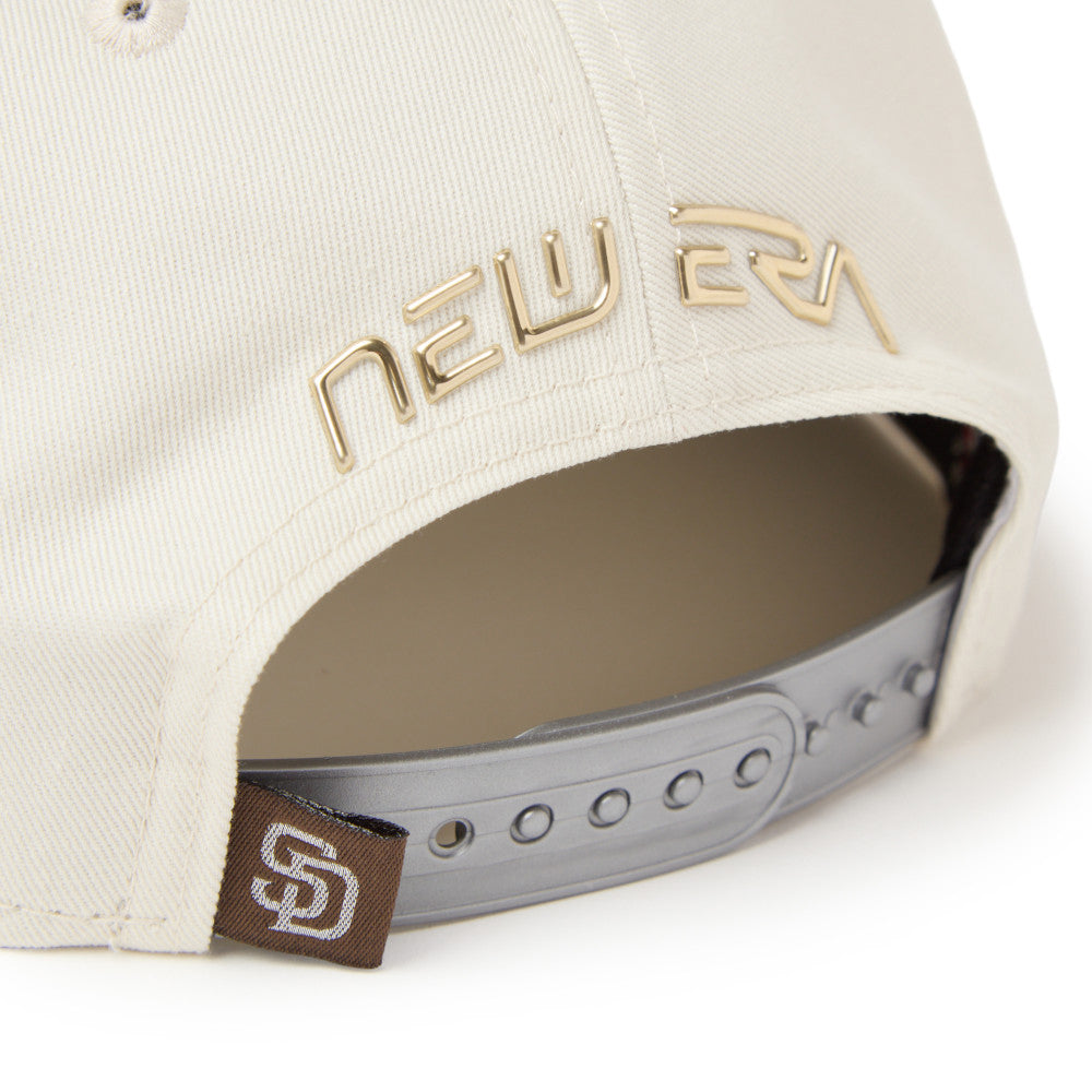 New Era หมวกรุ่น New Era X Hajime Sorayama San Diego Padres 2-Tone Pebble Visor Ivory Rc 9Fifty Cap