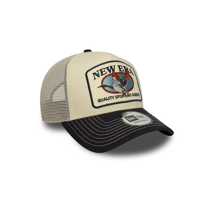 New Era หมวกรุ่น NEW ERA ANIMAL PATCH TRUCKER LIGHT CREAM 9FORTY A-FRAME TRUCKER CAP