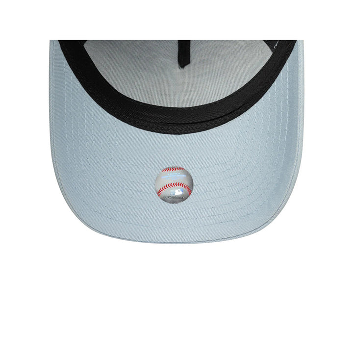 New Era หมวกรุ่น NEW YORK YANKEES TONAL OUTLINE PALE BLUE 9FORTY EF CAP