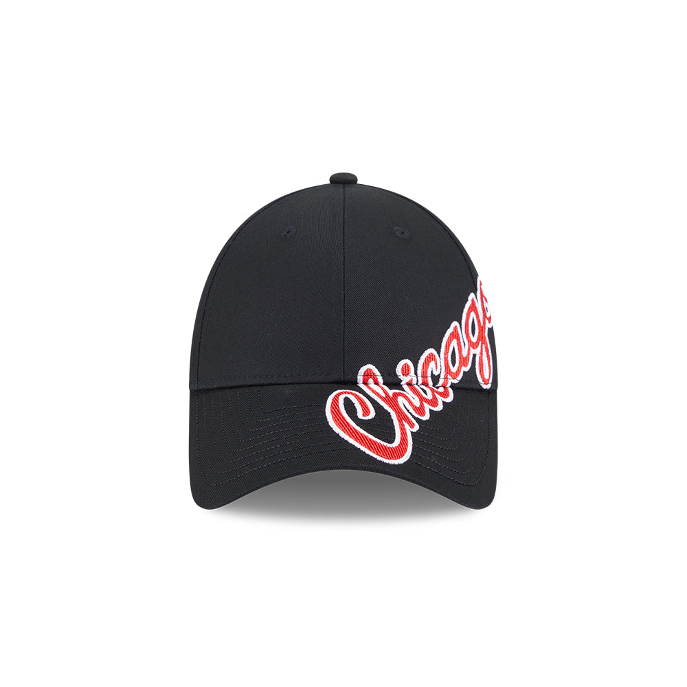 New Era หมวกรุ่น CHICAGO BULLS MIX LEAGUE CROSS PANELS BLACK 9FORTY CAP