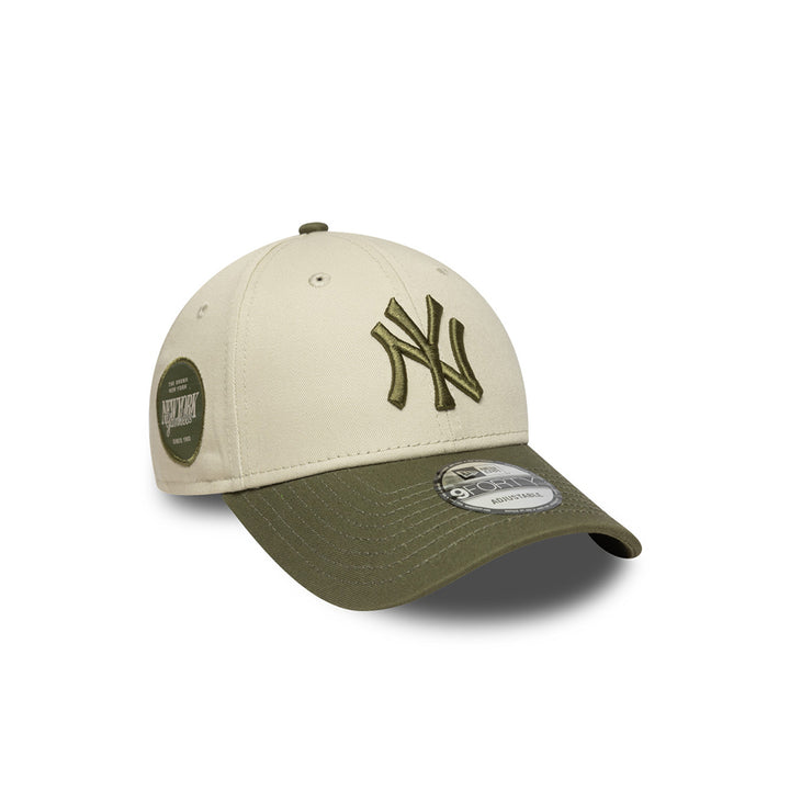 New Era หมวกรุ่น NEW YORK YANKEES SIDE PATCH 2-TONE NEW OLIVE VISOR STONE 9FORTY CAP