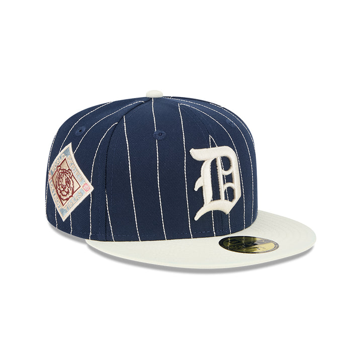 New Era หมวกรุ่น 59FIFTY PACK - STRIPES DETROIT TIGERS COOPERSTOWN 2-TONE CHROME WHITE VISOR OCEANSIDE BLUE 59FIFTY CAP