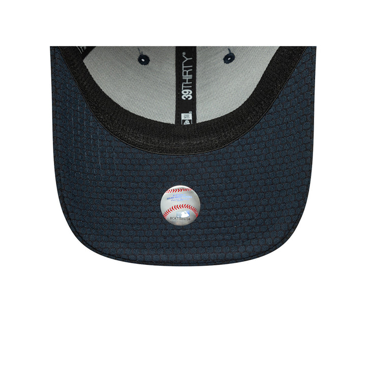 New Era หมวกรุ่น NEW YORK YANKEES STRETCH MESH NAVY 39THIRTY CAP