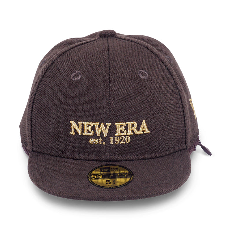 New Era กระเป๋ารุ่น NEW ERA YEAR OF THE HORSE WALNUT CAP POUCH MINI BAG