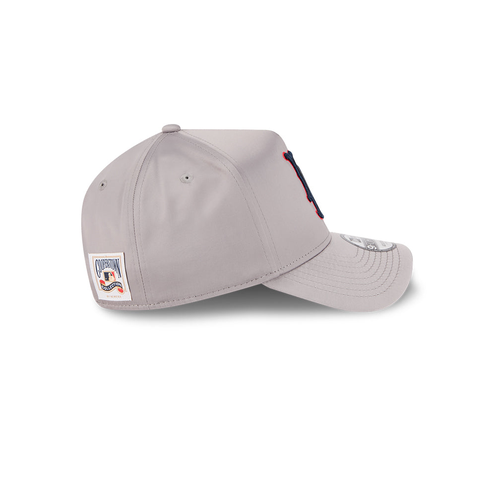 New Era หมวกรุ่น LOS ANGELES ANGELS CO SATIN COOPERSTOWN GRAY 9FORTY A-FRAME CAP