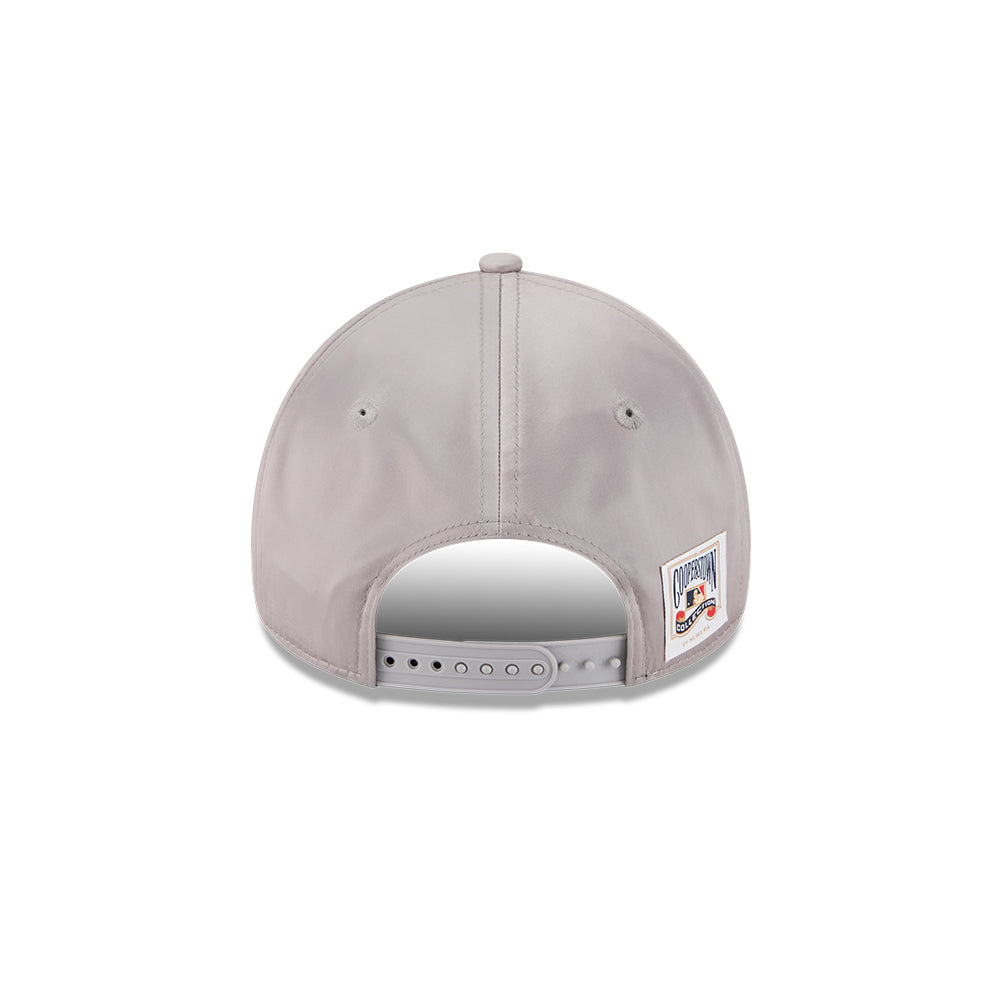 New Era หมวกรุ่น LOS ANGELES ANGELS CO SATIN COOPERSTOWN GRAY 9FORTY A-FRAME CAP