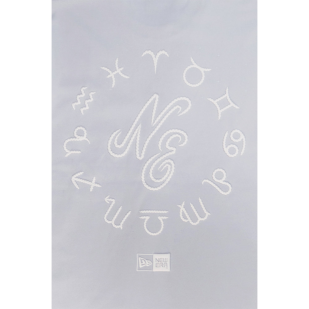 New Era เสื้อยืดแขนสั้นรุ่น NEW ERA ZODIAC SIGN PACK SILVER SNOW SHORT SLEEVE TEE