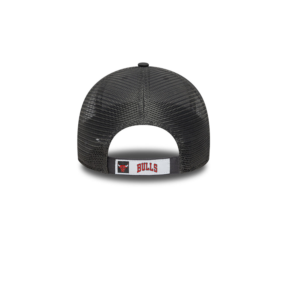 New Era หมวกรุ่น CHICAGO BULLS GRAPHITE 9FORTY TRUCKER CAP