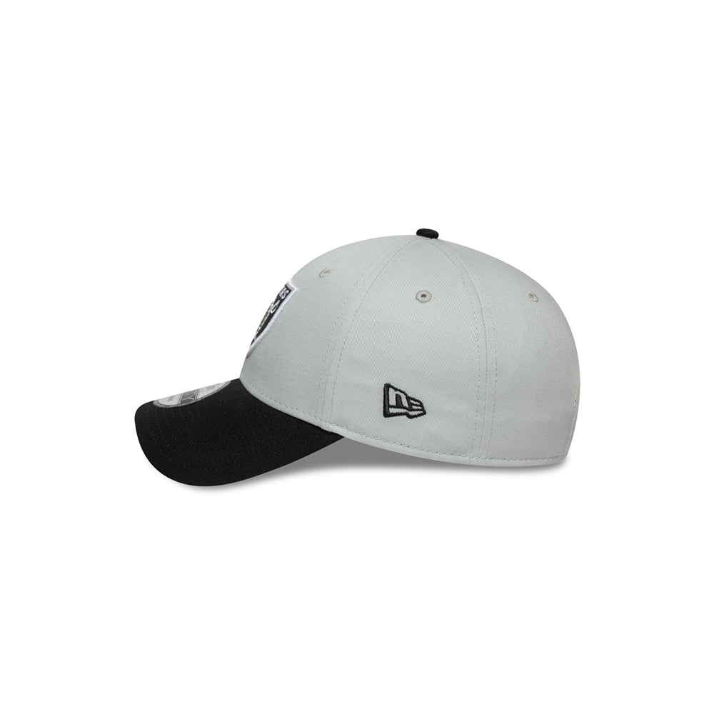 New Era หมวกรุ่น LAS VEGAS RAIDERS SIDE PATCH 2-TONE BLACK VISOR SNOW GRAY 9FORTY CAP