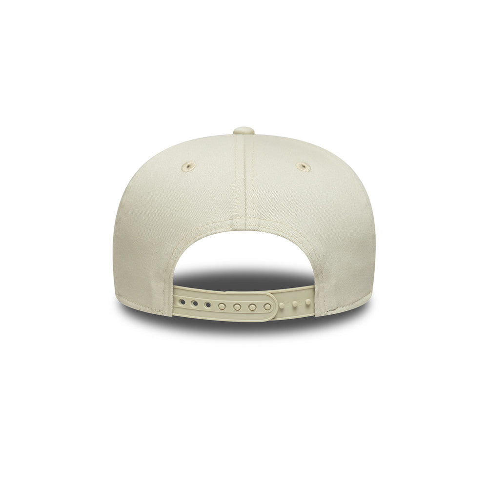 New Era หมวกรุ่น HAAS FORMULA 1 EMEA MOTORSPORT LIGHT BEIGE 9SEVENTY STRETCH SNAP CAP