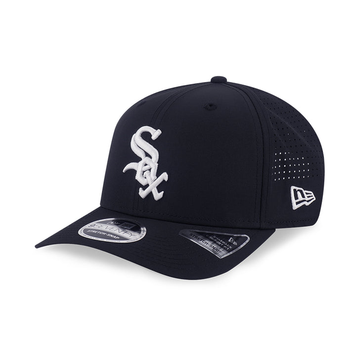 New Era หมวกรุ่น CHICAGO WHITE SOX 9SEVENTY COLLECTION BLACK 9SEVENTY STRETCH SNAP CAP