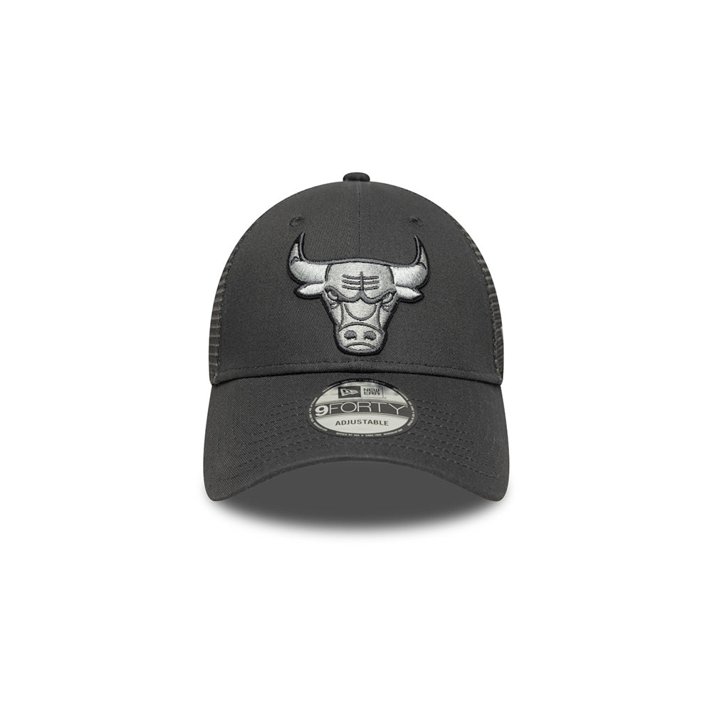 New Era หมวกรุ่น CHICAGO BULLS GRAPHITE 9FORTY TRUCKER CAP