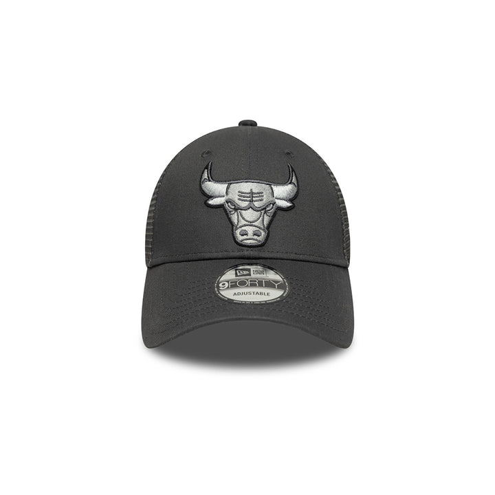 New Era หมวกรุ่น CHICAGO BULLS GRAPHITE 9FORTY TRUCKER CAP