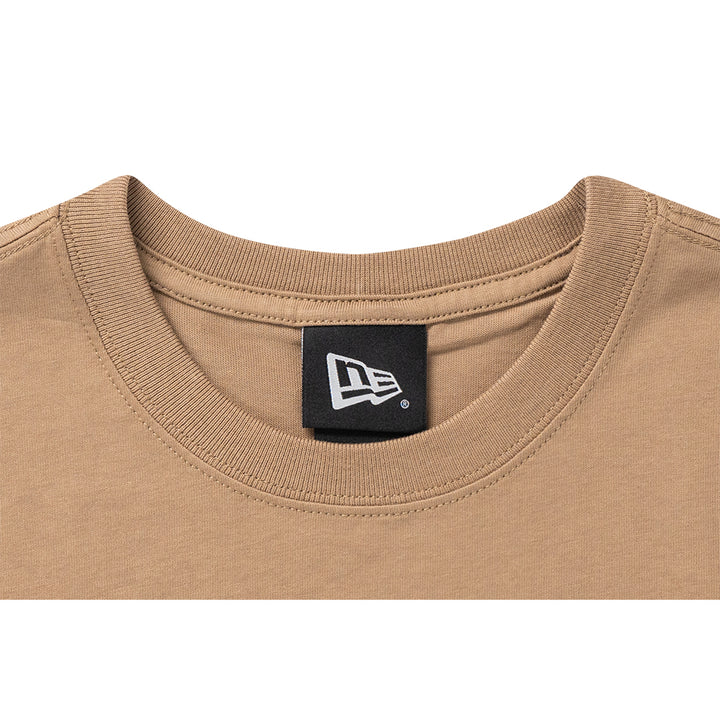 New Era เสื้อยืดแขนสั้นรุ่น NEW ERA EARTH DAY KHAKI SHORT SLEEVE T-SHIRT