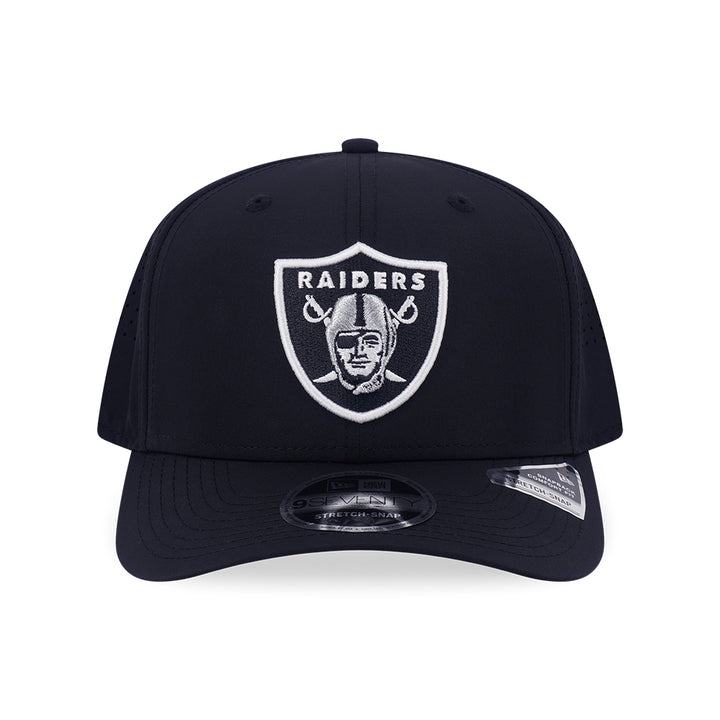 New Era หมวกรุ่น LAS VEGAS RAIDERS 9SEVENTY COLLECTION BLACK 9SEVENTY STRETCH SNAP CAP
