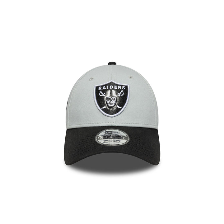 New Era หมวกรุ่น LAS VEGAS RAIDERS SIDE PATCH 2-TONE BLACK VISOR SNOW GRAY 9FORTY CAP