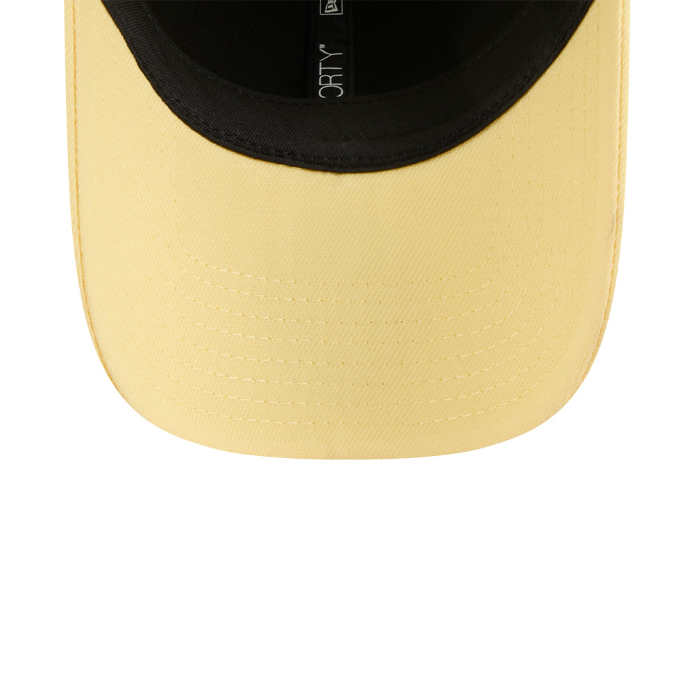 New Era หมวกรุ่น LOS ANGELES DODGERS METAL BADGE BABY YELLOW 9FORTY CAP