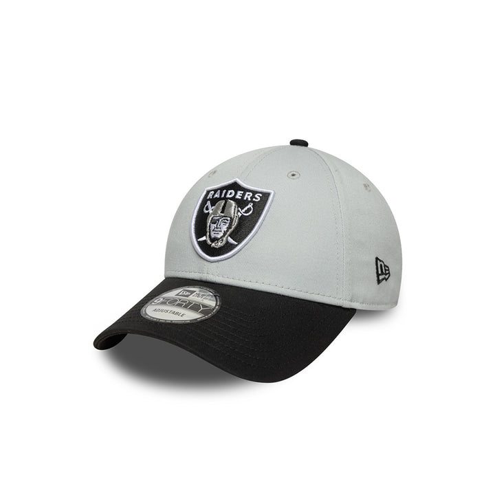 New Era หมวกรุ่น LAS VEGAS RAIDERS SIDE PATCH 2-TONE BLACK VISOR SNOW GRAY 9FORTY CAP