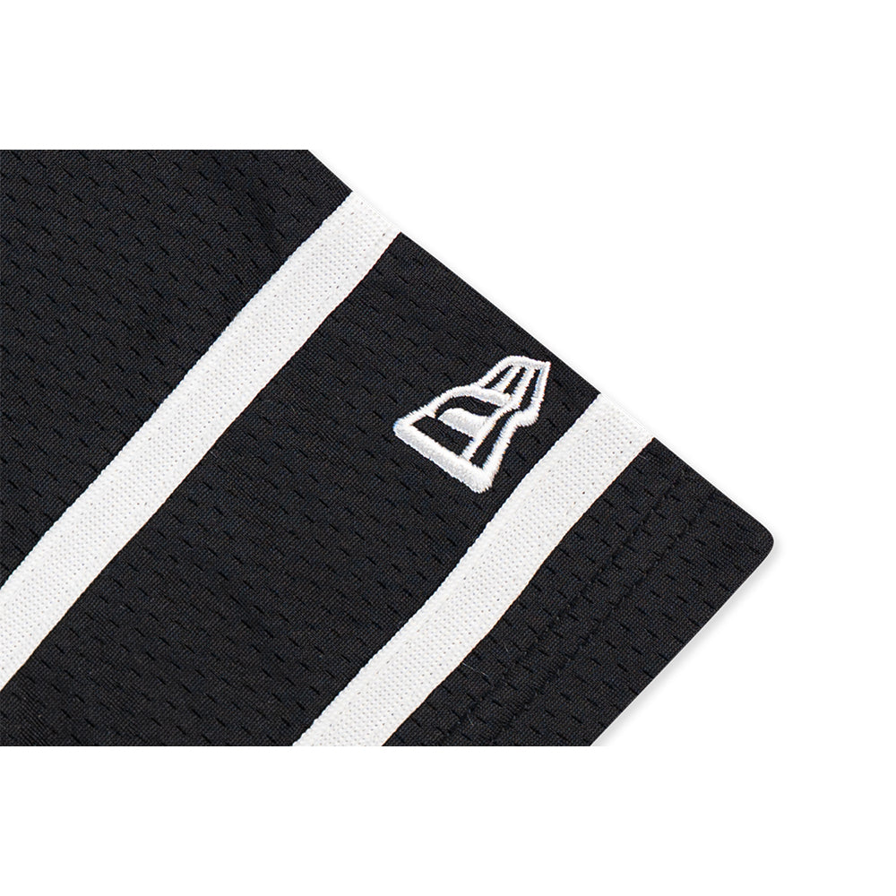 New Era เสื้อครอปรุ่น NEW ERA JELLY PACK BLACK WOMEN CROP AMERICAN FOOTBALL JERSEY Set