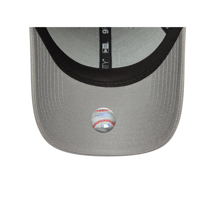 New Era หมวกรุ่น LOS ANGELES DODGERS SIDE PATCH GRAY 9FORTY CAP