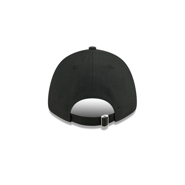New Era หมวกรุ่น NEW YORK YANKEES METAL BADGE BLACK 9FORTY CAP