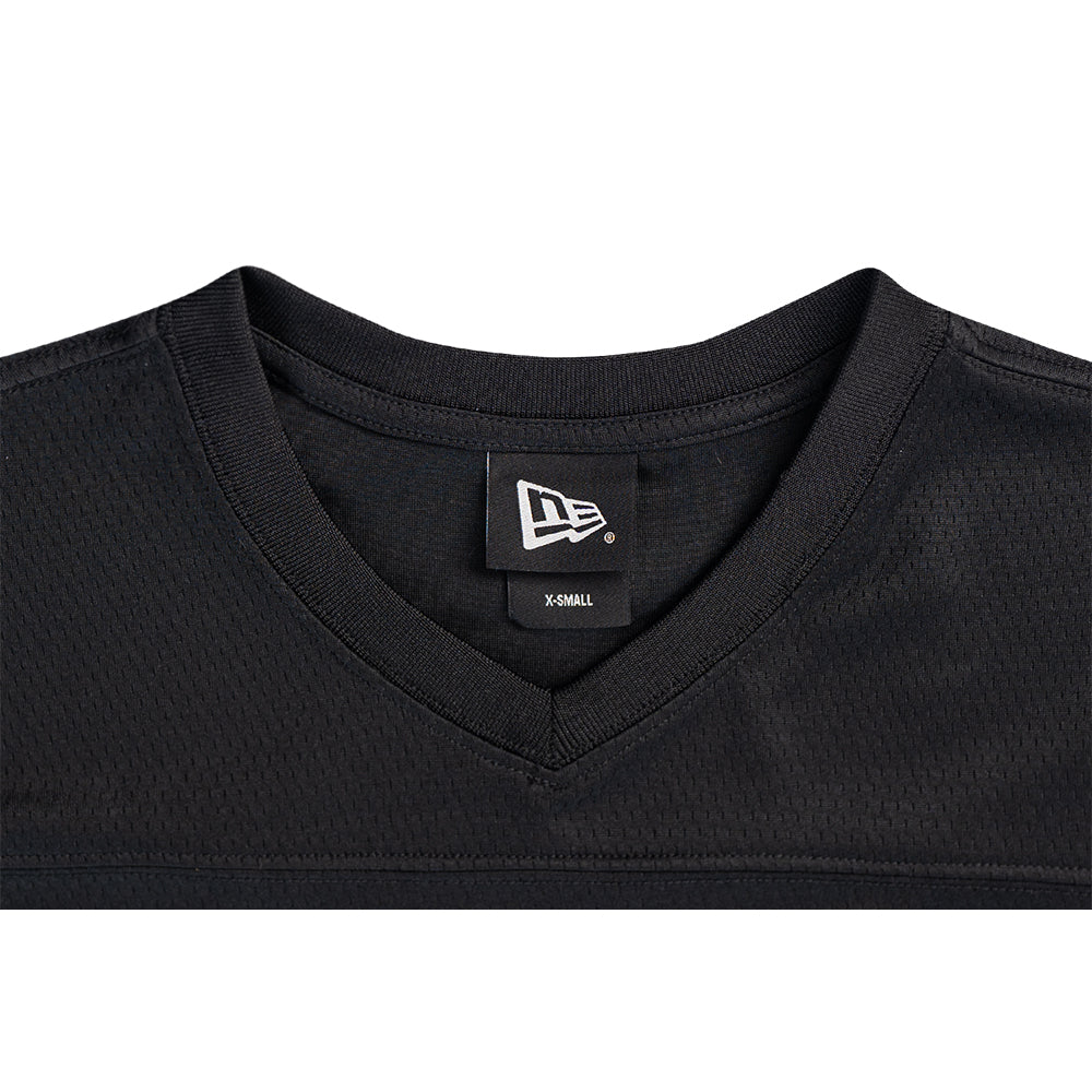 New Era เสื้อครอปรุ่น NEW ERA JELLY PACK BLACK WOMEN CROP AMERICAN FOOTBALL JERSEY Set