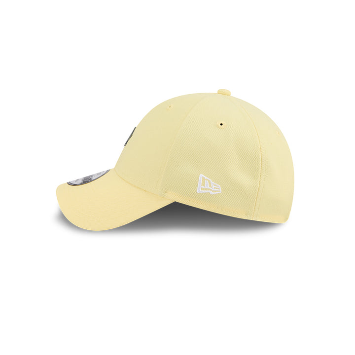 New Era หมวกรุ่น LOS ANGELES DODGERS METAL BADGE BABY YELLOW 9FORTY CAP