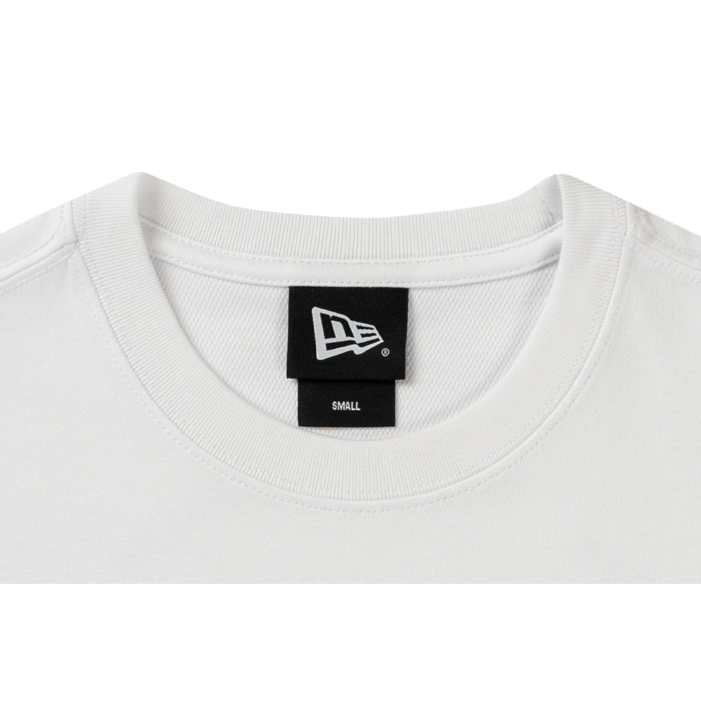 New Era เสื้อยืดแขนสั้นรุ่น Rick And Morty The Universe Is Yours White Short Sleeve T-Shirt