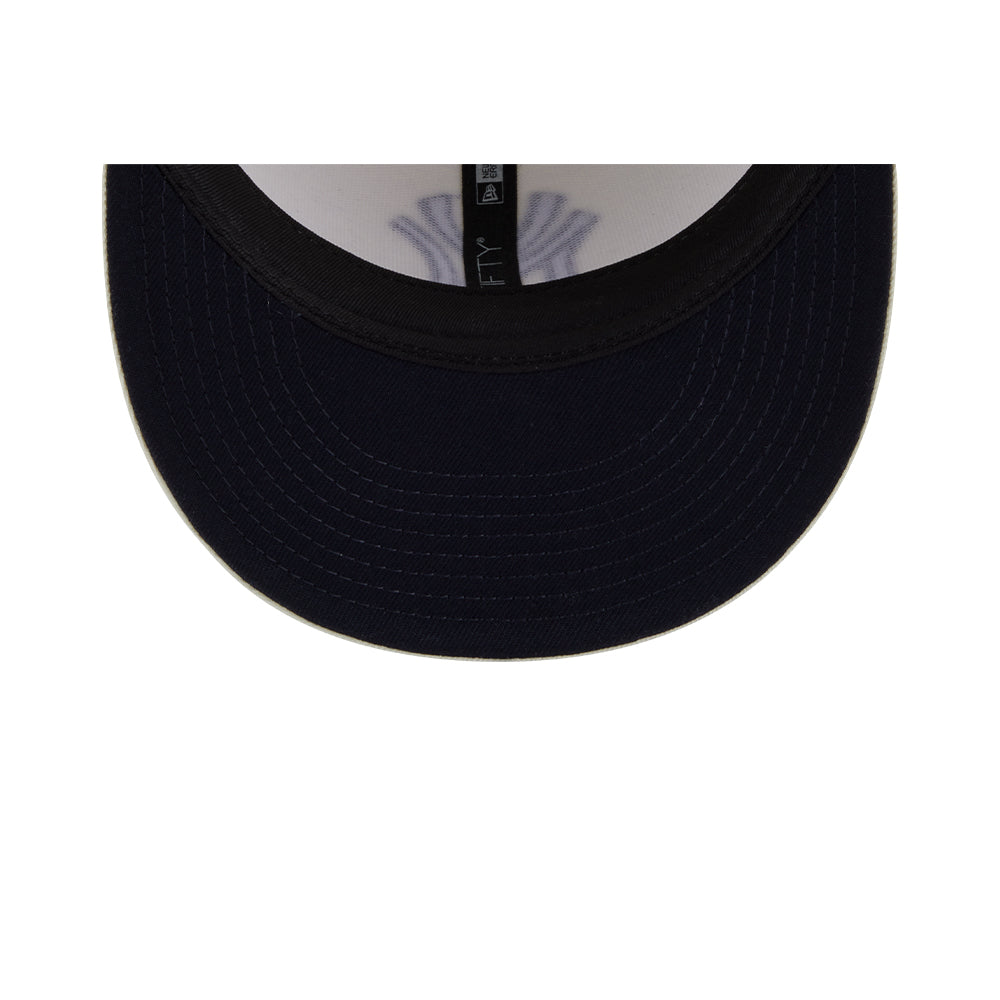 New Era หมวกรุ่น NEW YORK YANKEES 59FIFTY PACK - CITY SERIES CHROME WHITE 59FIFTY CAP