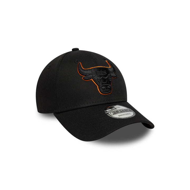 New Era หมวกรุ่น CHICAGO BULLS TEAM OUTLINE BLACK 9FORTY CAP