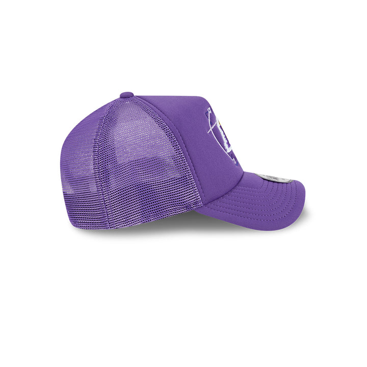 New Era หมวกรุ่น LOS ANGELES LAKERS NBA STREET GAME PURPLE 9FORTY AF TRUCKER CAP